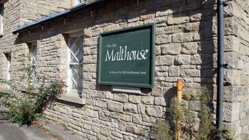 The Old Malthouse sign