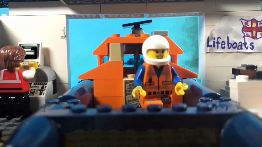 Lego lifeboat goes to the rescue