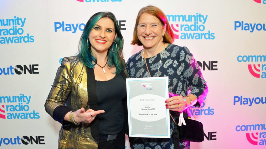 Reng Lang receives silver award at Community Radio Awards 2021
