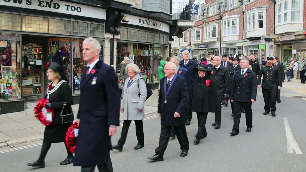 Politicians at Remembrance Sunday parade