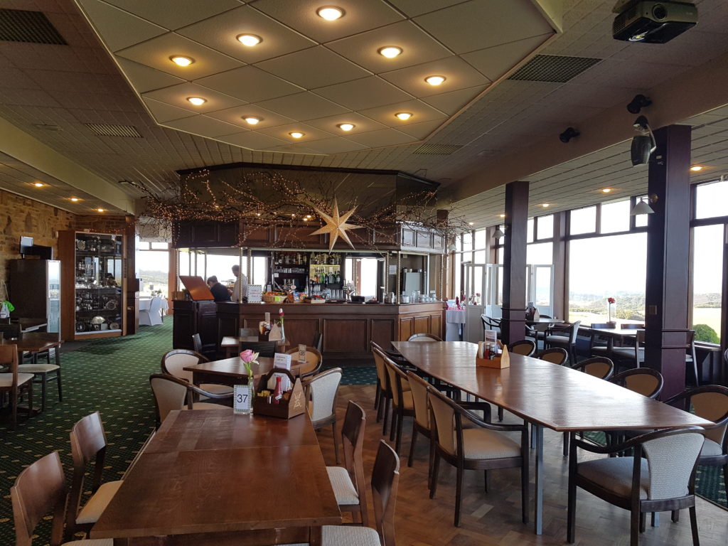 Club house at Isle of Purbeck Golf