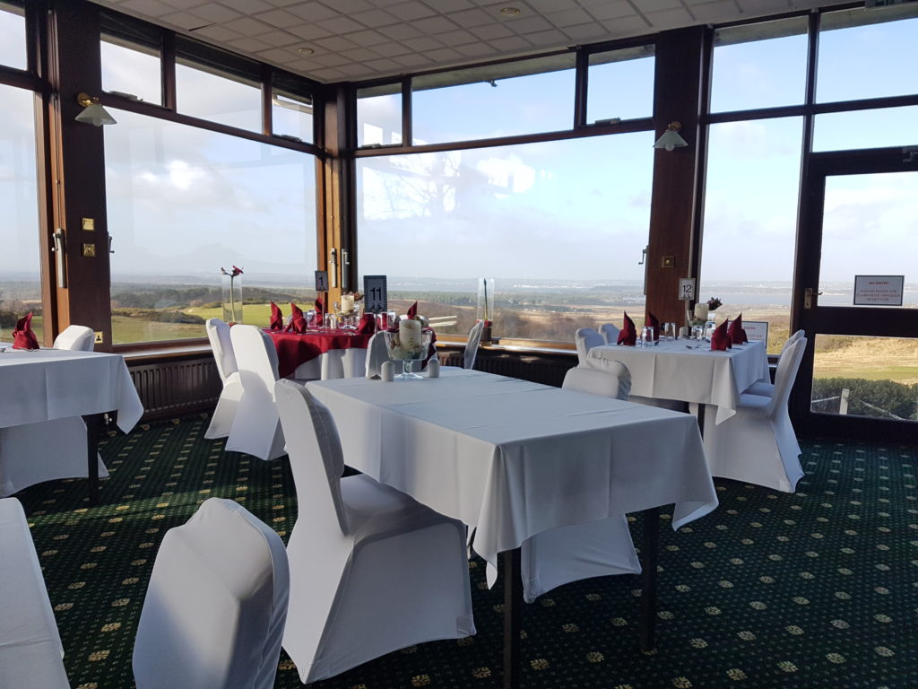 Club house at Isle of Purbeck Golf