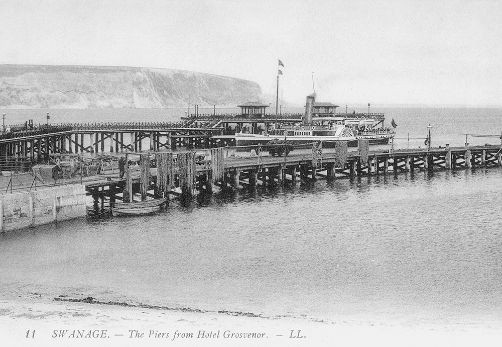 Swanage Pier in 1906