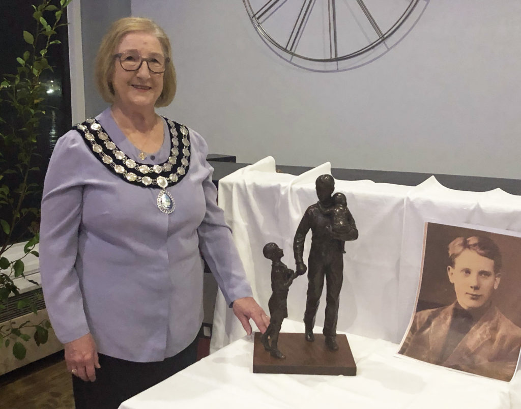 The mayor Avril Harris with the Trevor Chadwick statue