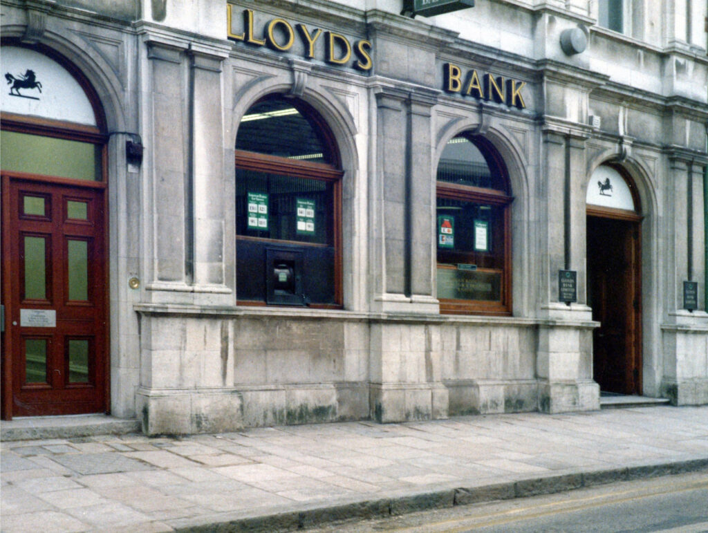 41 High Street, 1985 Lloyds Bank
