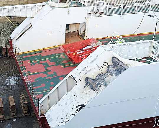 Sandbanks Ferry damage