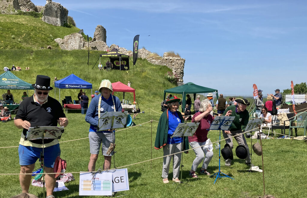 Double Act at Corfe Castle May fair 2023