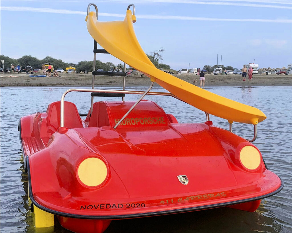 Pedalo Boat - Hydro Sports Group