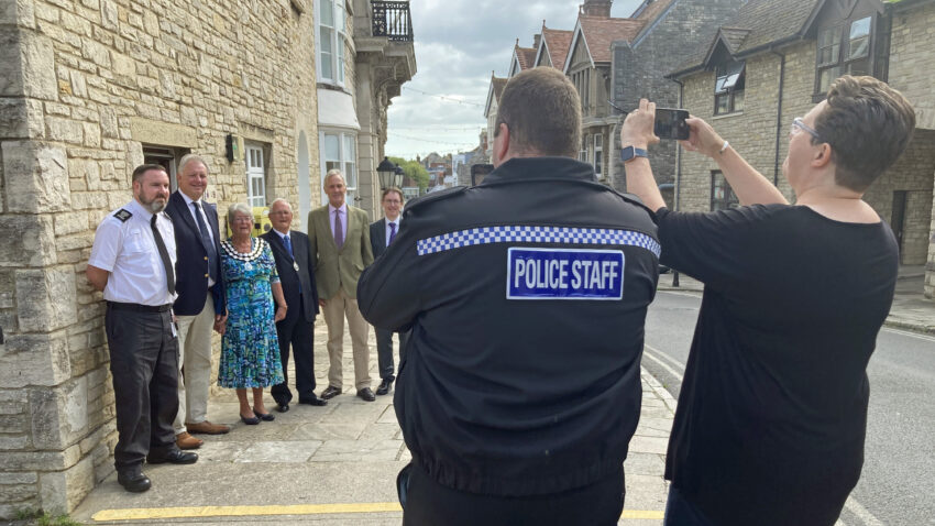 Police desk reopens in Swanage