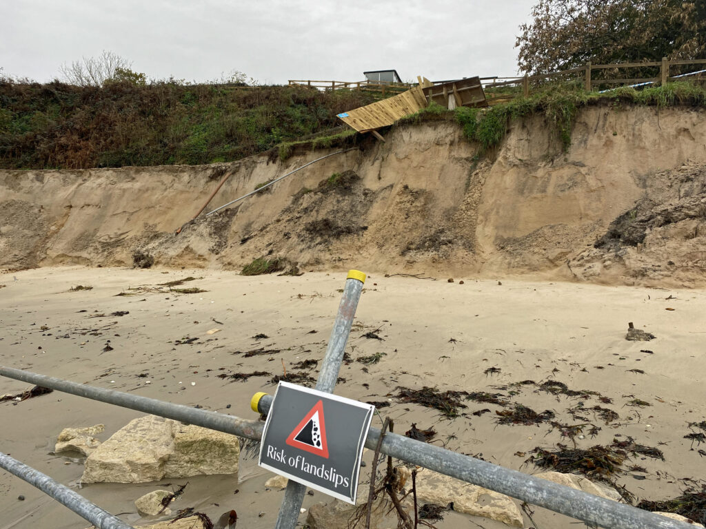 Storm Ciaran - New fencing overhanging cliff - Middle Beach