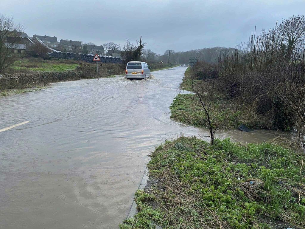 Flooding on road out of Swanage