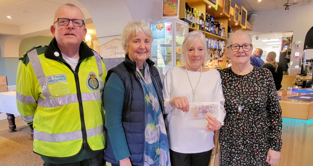 Sheila Walker raised £1,000 for Swanage's medical teams, pictured with Jonathan Greetham, Maggie Hardy and Sue Whitton