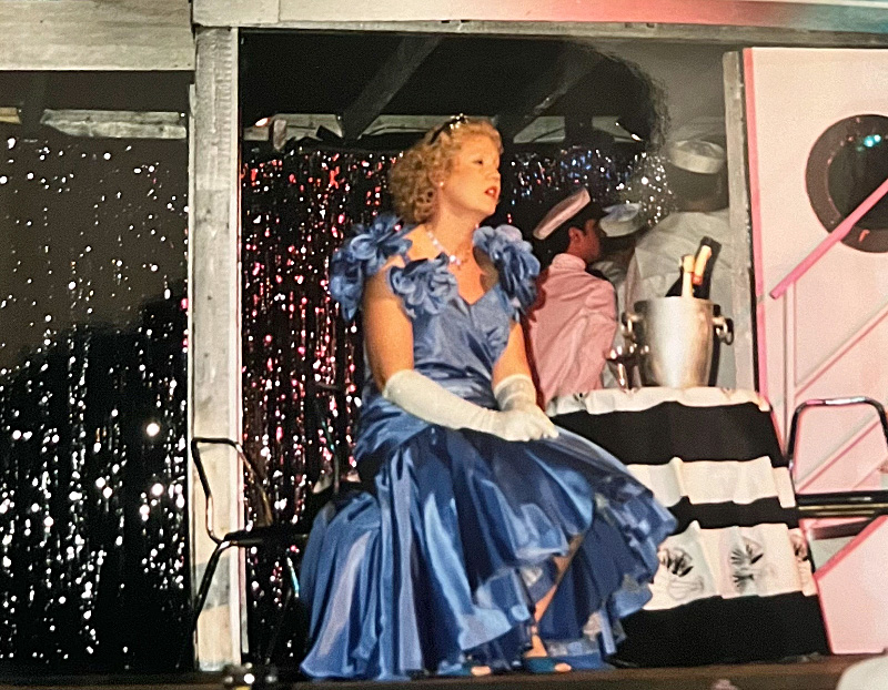 Karen Woolley in Anything Goes in 2000 at The Mowlem