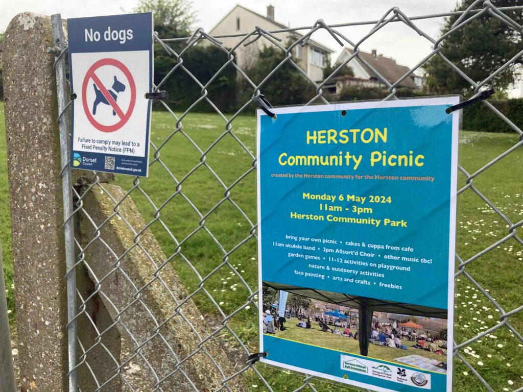Herston community field